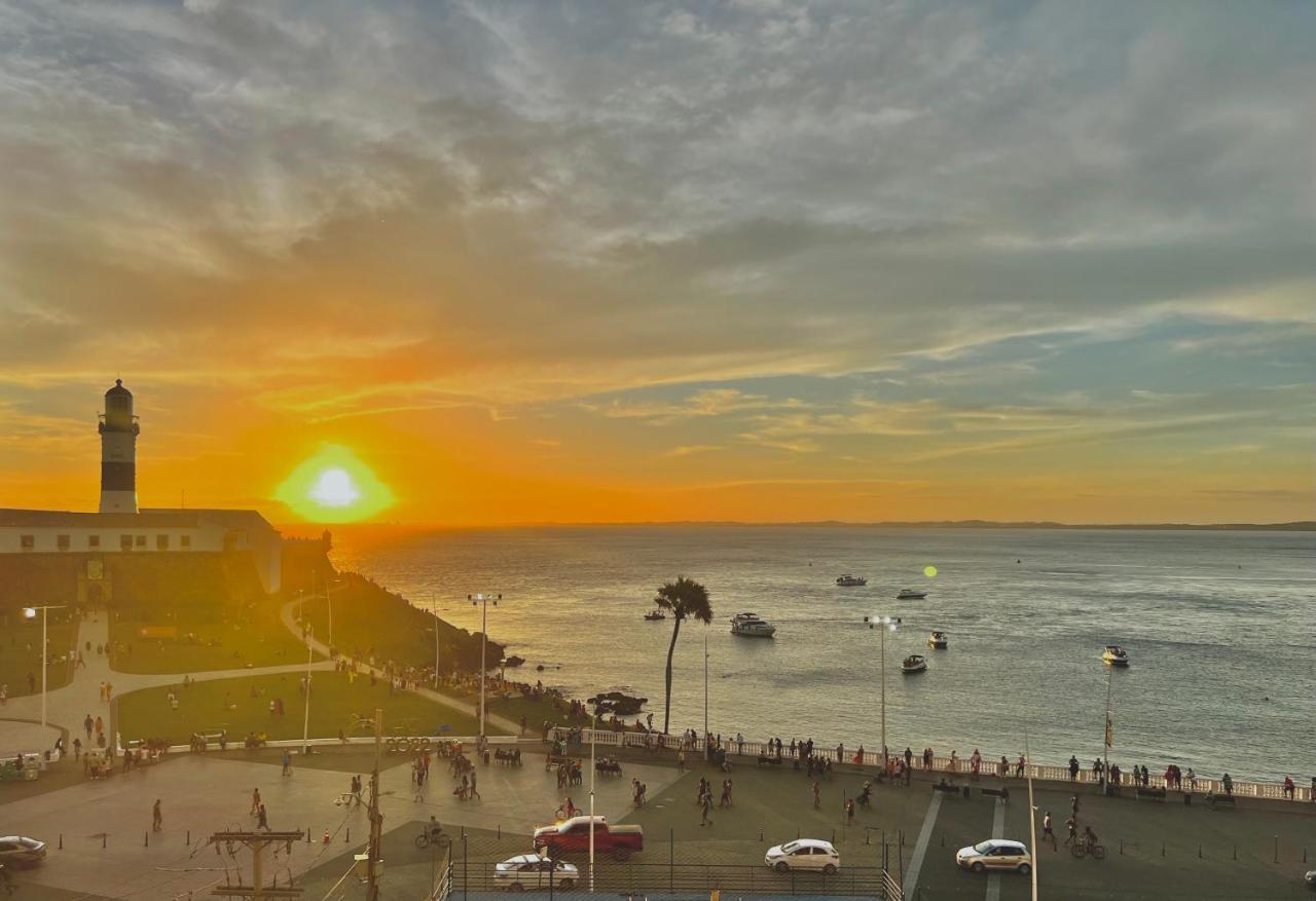 Apartamento No Farol Da Barra. Vista Deslumbrante Para O Mar! No Circuito Do Carnaval. Ao Lado Do Porto Da Barra ! Salvador Exterior foto